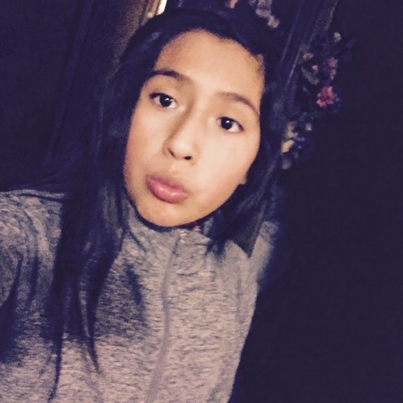 Meet your Posher, Aylin - Picture 1 of 1